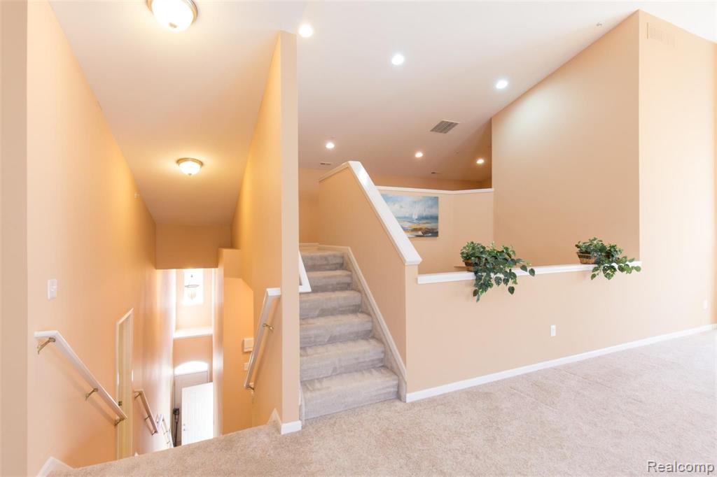 3153 Asher Road Ann Arbor, MI 48104 - Photo 13 of 32