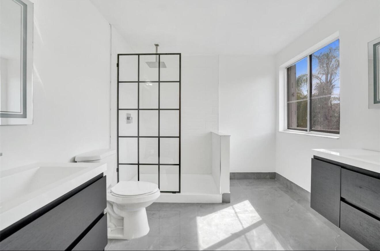 11208 Rhapsody Road Hollywood, FL 33026 - Photo 16 of 22 IMG_2022