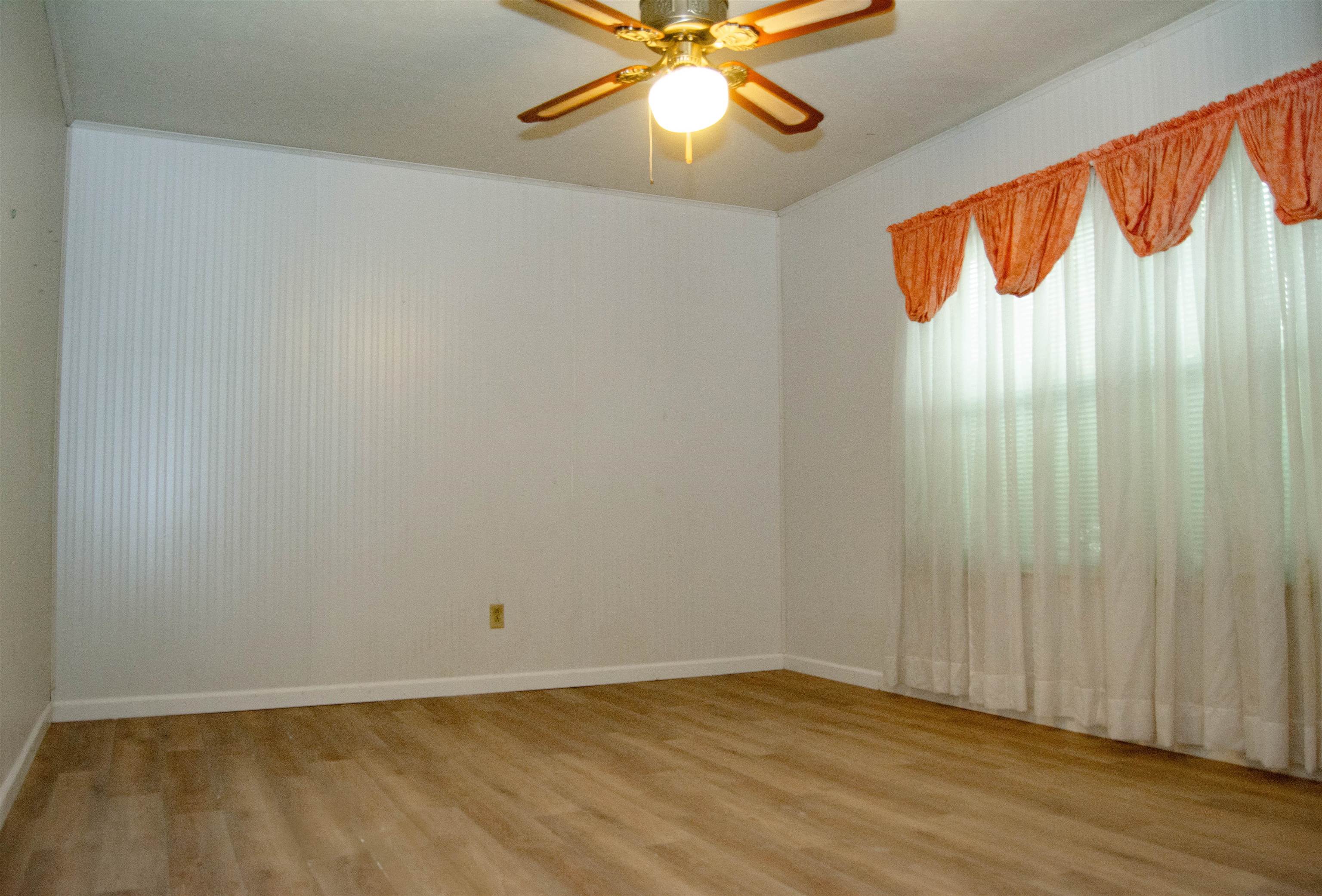 6840 Howe Street Groves, TX 77619 - Photo 3 of 17