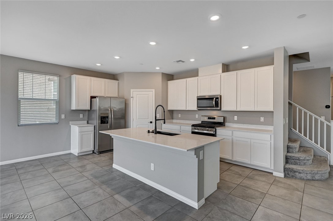 2570 Ofanto Street Henderson, NV 89044 - Photo 16 of 57