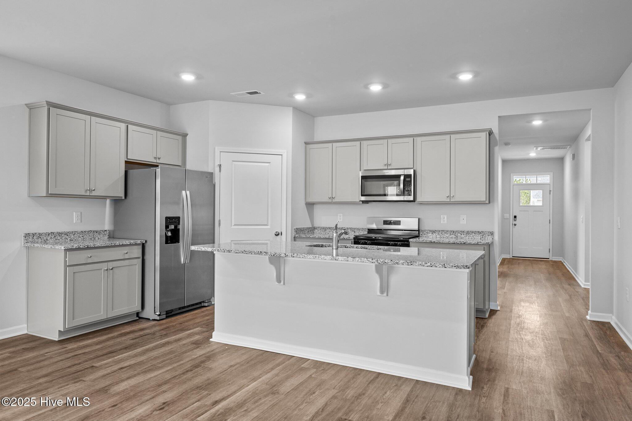 201 Jones Rdg Lane Newport, NC 28570 - Photo 6 of 47