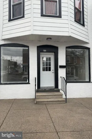 $1,500 | 813 North Dupont Street, Unit 1, Wilmington, DE 19805