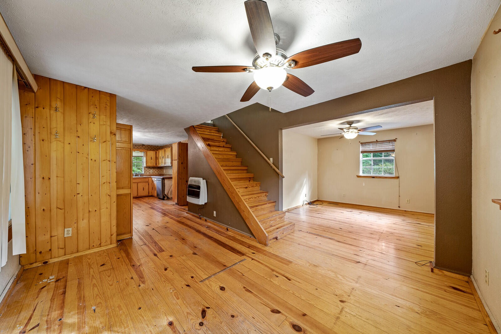 279 Siever Road Crossville, TN 38572 - Photo 7 of 32 Gallery Image 7