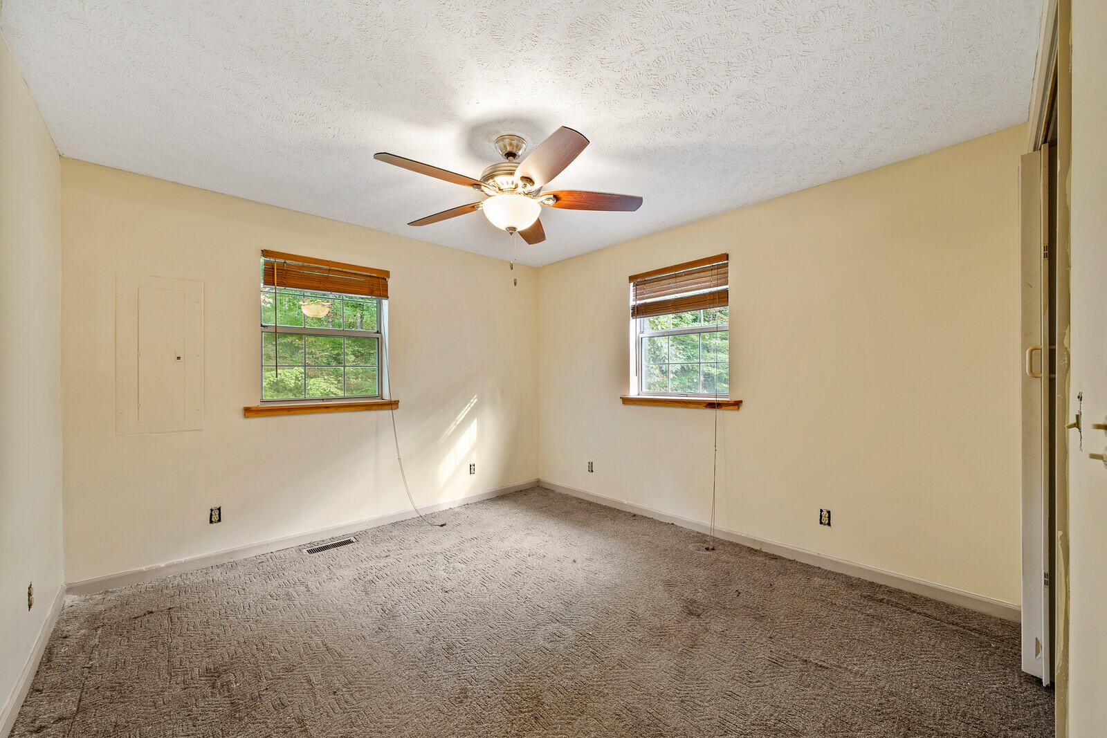 279 Siever Road Crossville, TN 38572 - Photo 10 of 32 Gallery Image 10