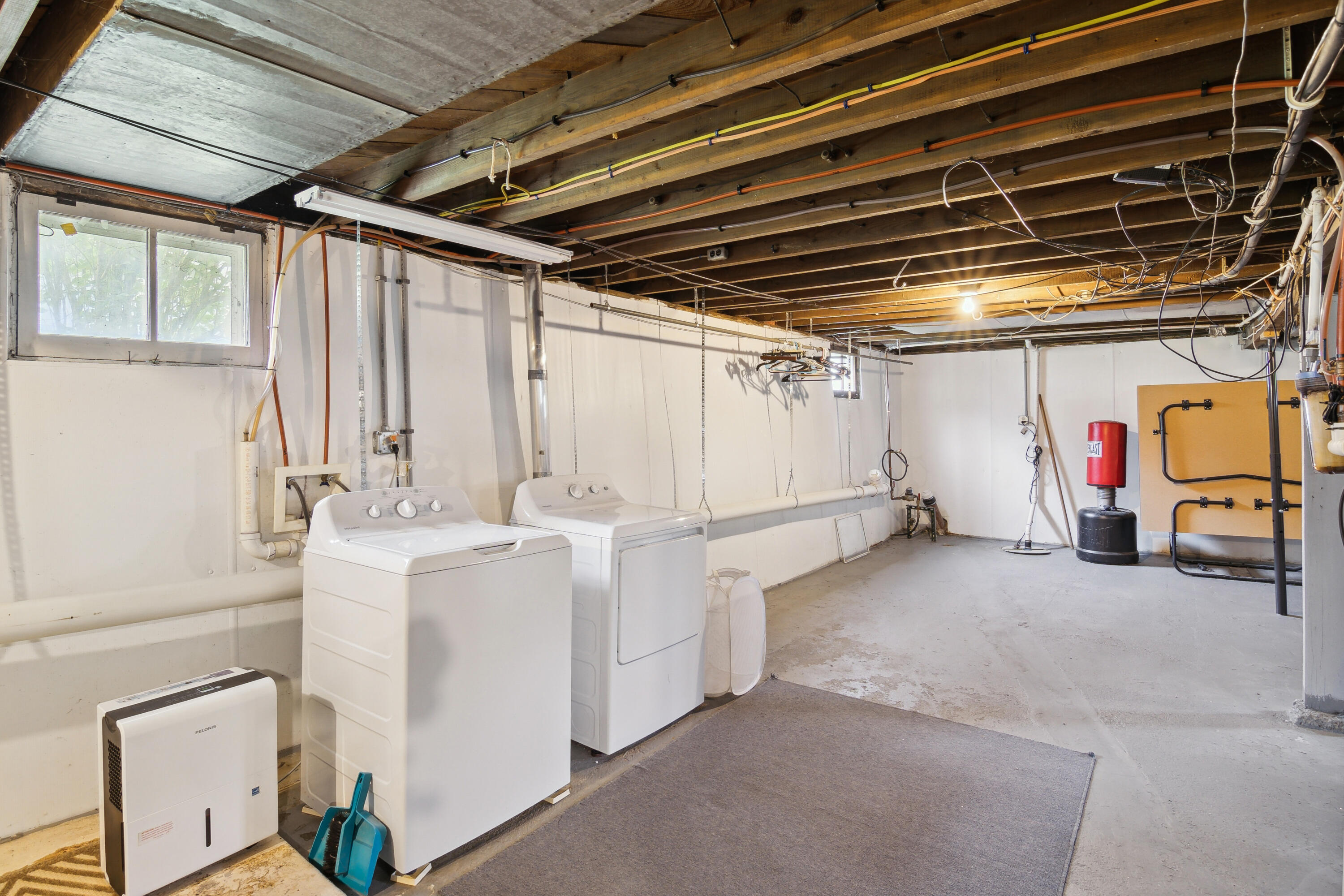 115 East Street Reading, MI 49274 - Photo 42 of 49 42-115-East-St-Reading-MI-49274-WindowSt