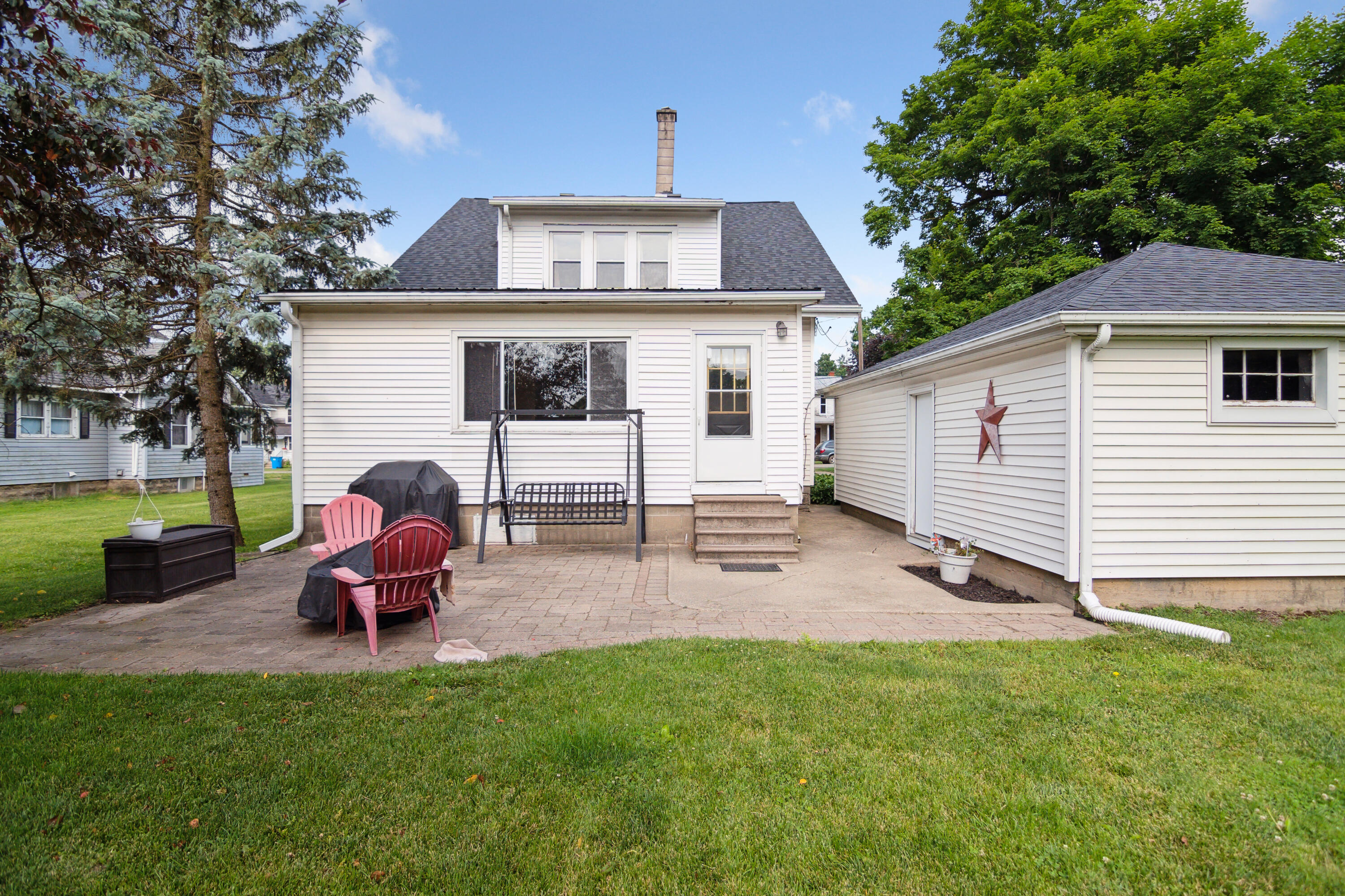 115 East Street Reading, MI 49274 - Photo 46 of 49 46-115-East-St-Reading-MI-49274-WindowSt