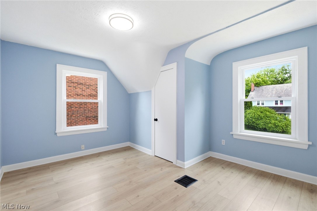 3521 Berkeley Road Cleveland, OH 44118 - Photo 25 of 45