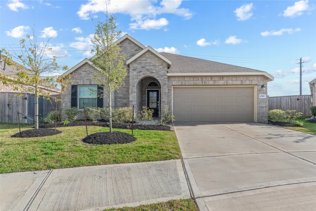 $2,100 | 4302 Penstemon Slate Drive, Baytown, TX 77521