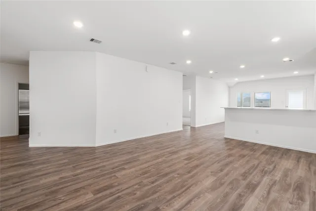 $2,100 | 4302 Penstemon Slate Drive, Baytown, TX 77521