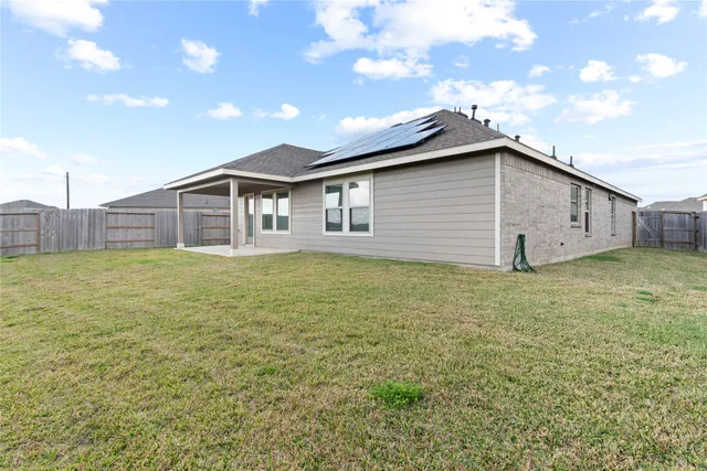 $2,100 | 4302 Penstemon Slate Drive, Baytown, TX 77521