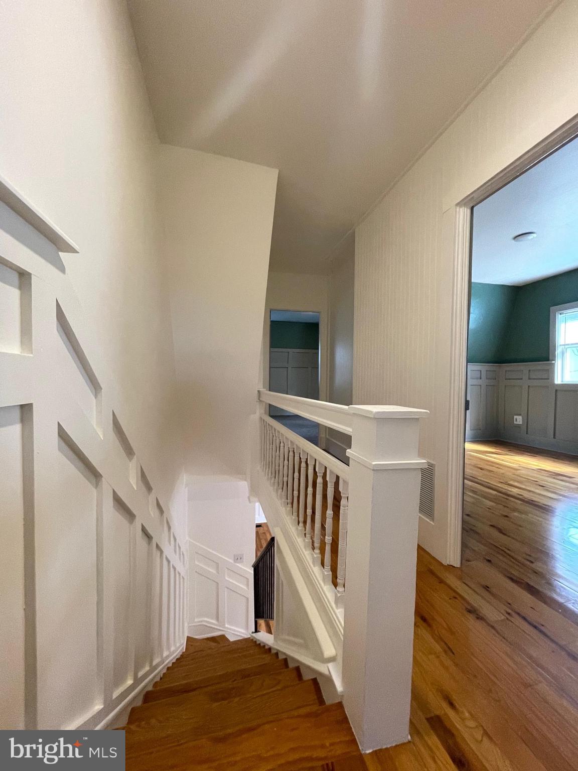 92 Sproul Road Malvern, PA 19355 - Photo 20 of 32 Open 2nd flr. Foyer & hallway