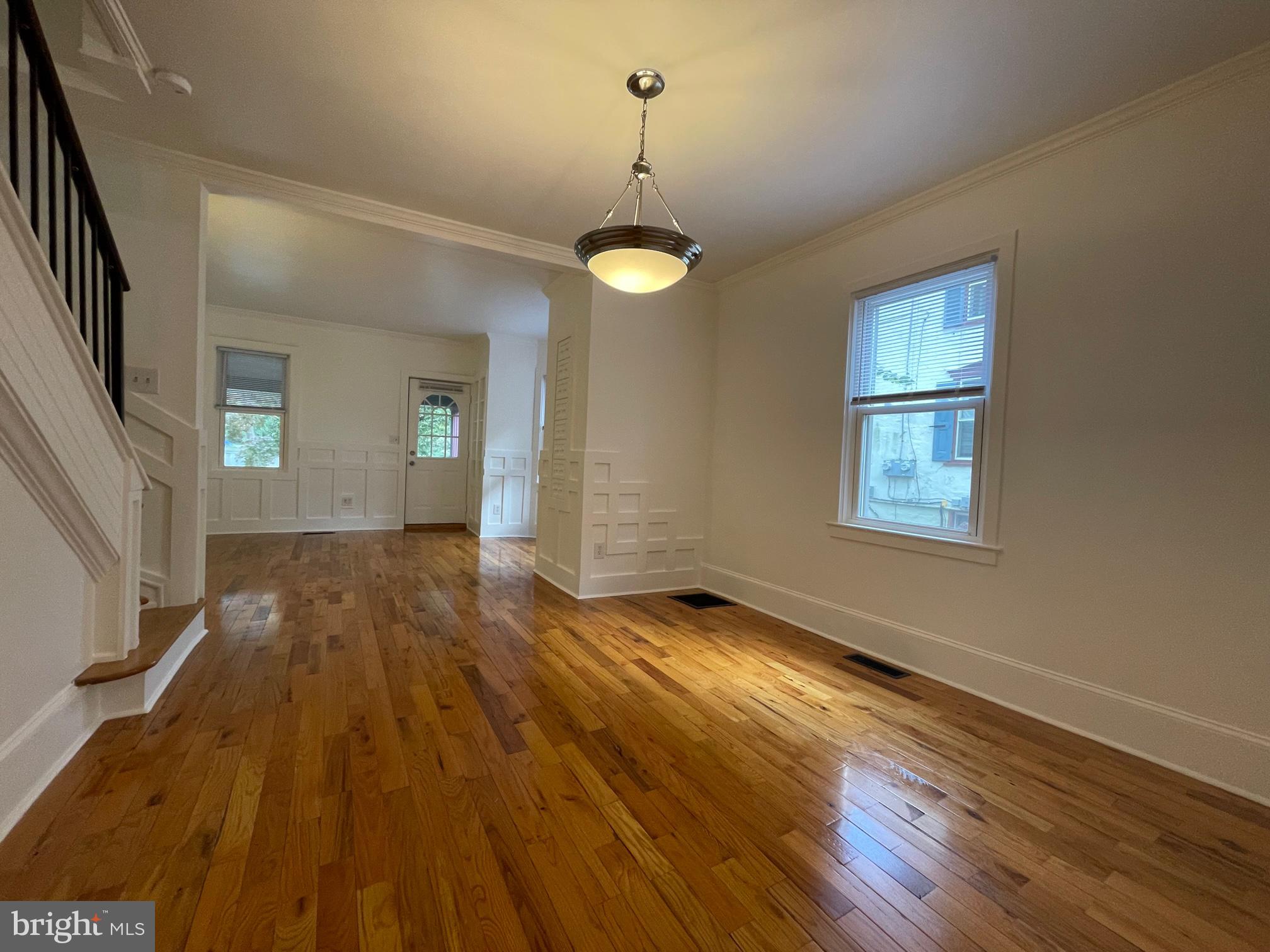92 Sproul Road Malvern, PA 19355 - Photo 6 of 32 gleaming hadwd. flrs. & fresh paint