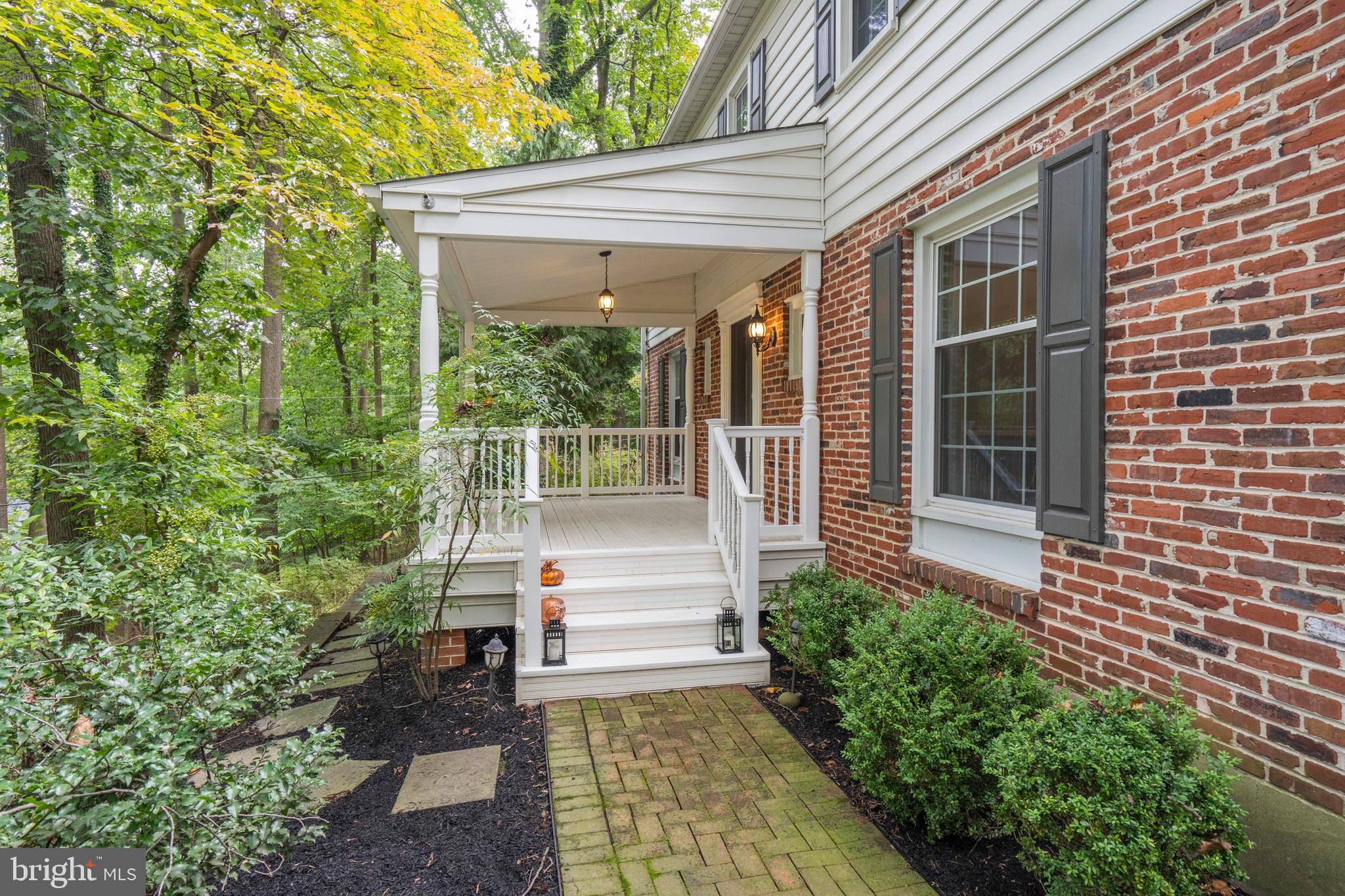 489 Cassatt Road Berwyn, PA 19312 - Photo 4 of 61