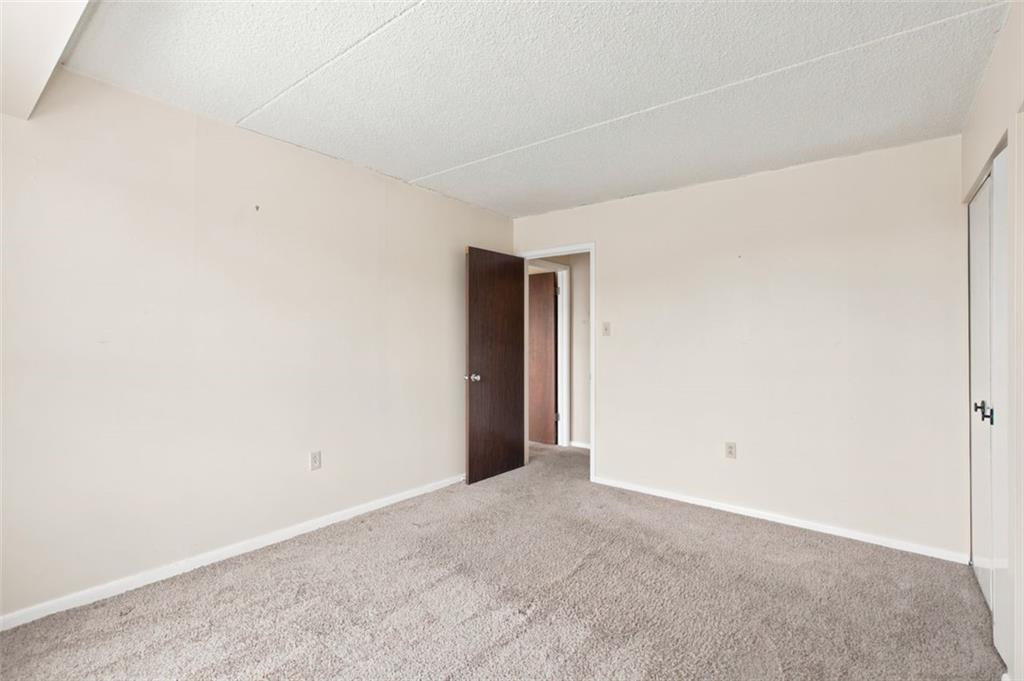 2160 Greentree Road, Unit 807W Pittsburgh, PA 15220 - Photo 21 of 30
