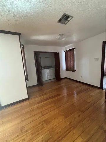 $2,300 | Undisclosed Address, Metairie, LA 70003