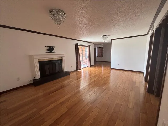 $2,300 | Undisclosed Address, Metairie, LA 70003