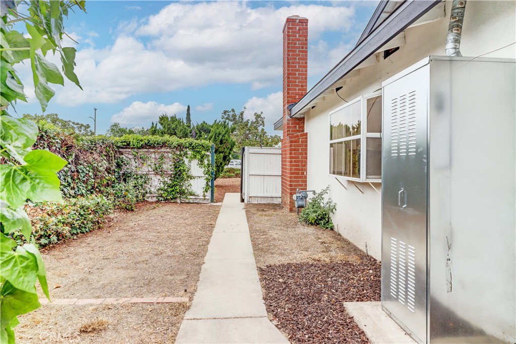 1848 North Mountain Avenue Claremont, CA 91711 - Photo 34 of 35