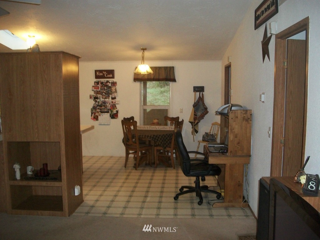 316 Chandler Road Chehalis, WA 98532 - Photo 3 of 9