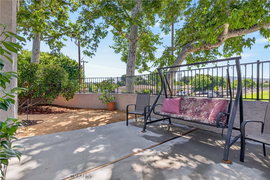 23102 Kimmore Terrace Valencia, CA 91355 - Photo 38 of 45