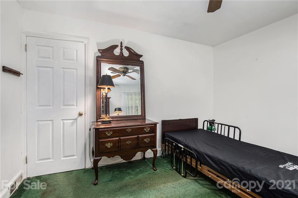 2719 Tallu Road Charlotte, NC 28269 - Photo 15 of 28 Gallery Image 15