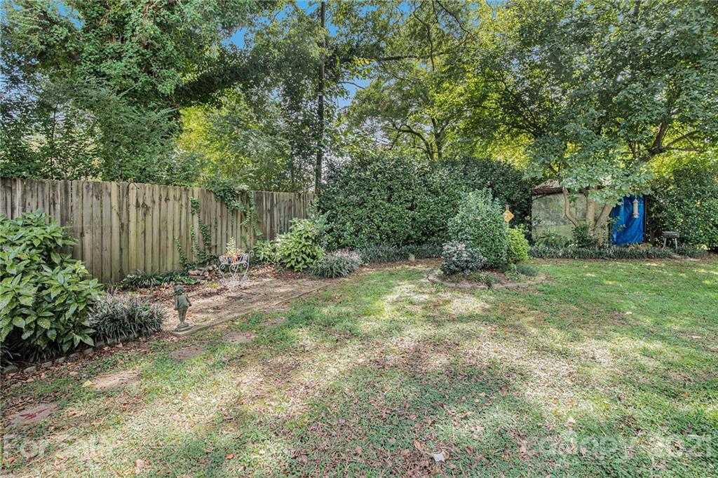 2719 Tallu Road Charlotte, NC 28269 - Photo 27 of 28 Gallery Image 27