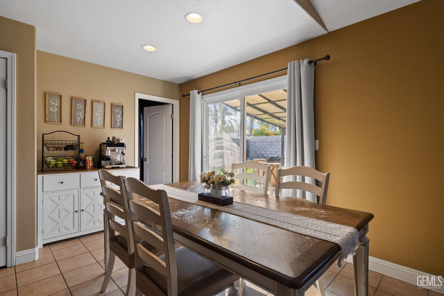 Undisclosed Address Bakersfield, CA 93312 - Photo 6 of 20