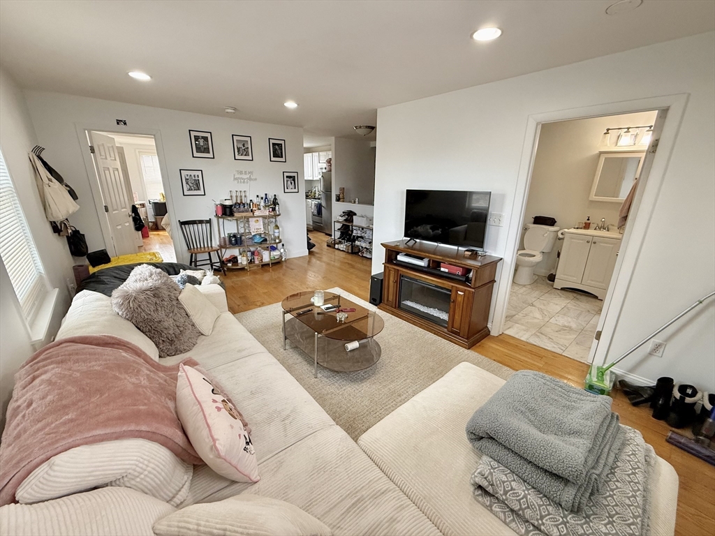 9 Boston Street, Unit 3 Boston, MA 02127 - Photo 6 of 12