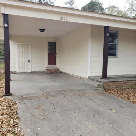 $219,000 | 1242 West 18th Street, Laurel, MS 39440
