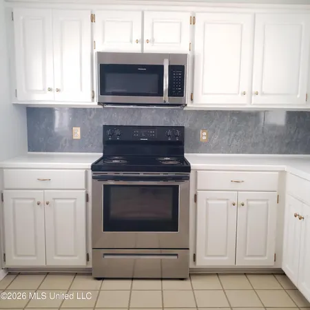 $219,000 | 1242 West 18th Street, Laurel, MS 39440