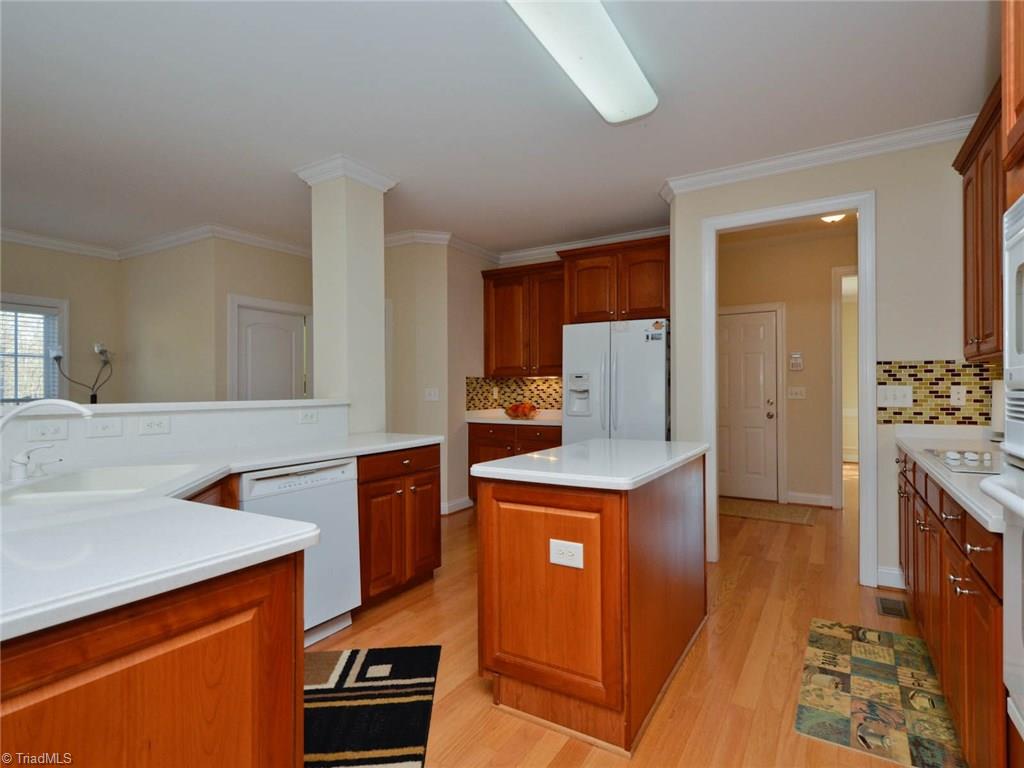 601 Stafford Pointe Court Oak Ridge, NC 27310 - Photo 12 of 28