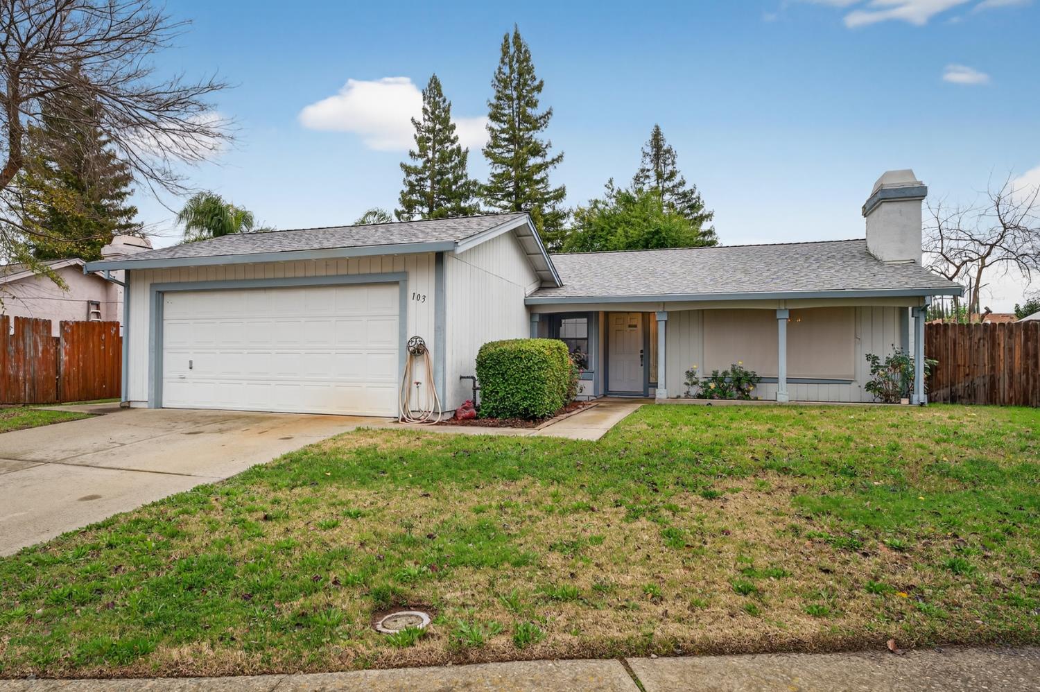 103 Rider Court Roseville, CA 95678 - Photo 2 of 22