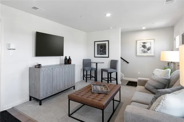 $363,080 | 1173 Olivia Drive, Oakdale, PA 15071