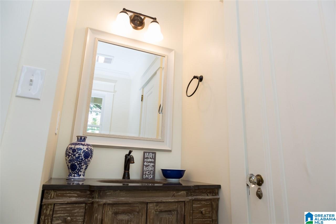 1501 Milner Crescent Birmingham, AL 35205 - Photo 35 of 41