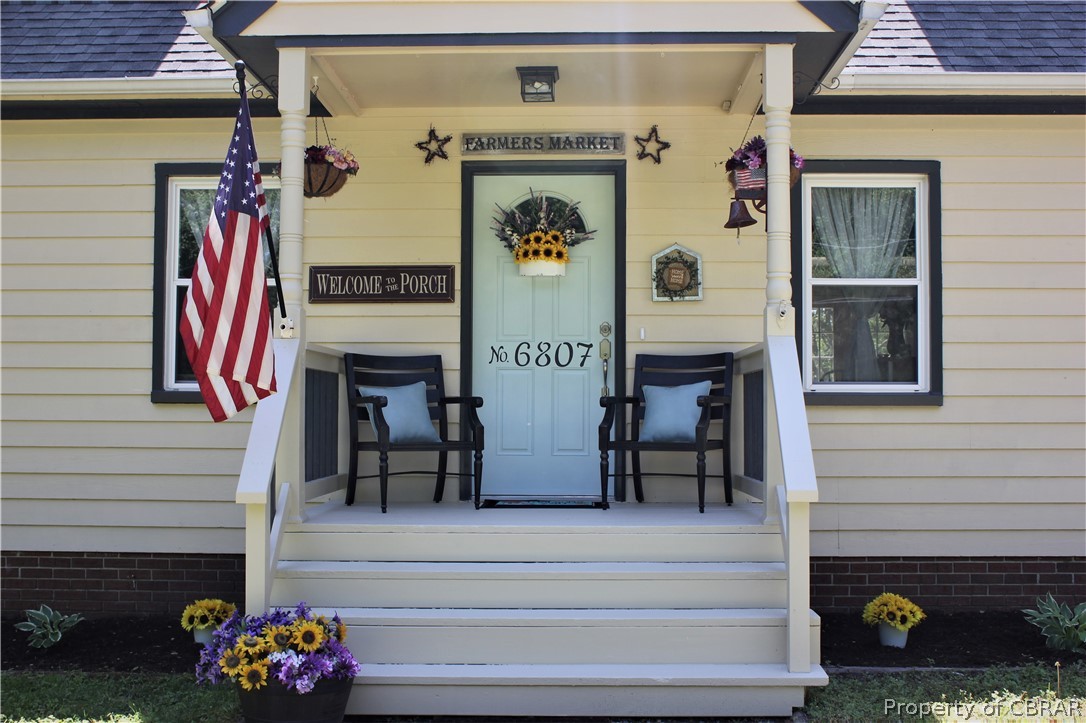 6807 Ark Road Gloucester, VA 23061 - Photo 3 of 39 Gallery Image 3