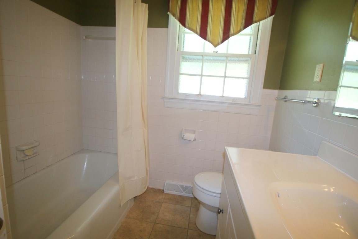 407 Moultrie Square Anderson, SC 29621 - Photo 13 of 32 Gallery Image 13