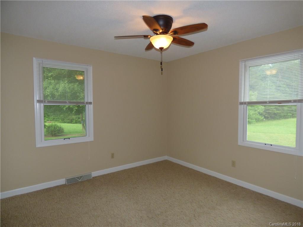 2468 Jennings Road Olin, NC 28660 - Photo 13 of 35