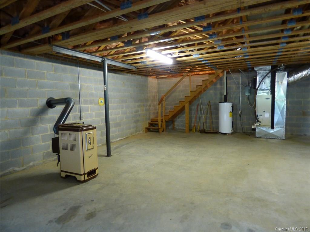 2468 Jennings Road Olin, NC 28660 - Photo 20 of 35