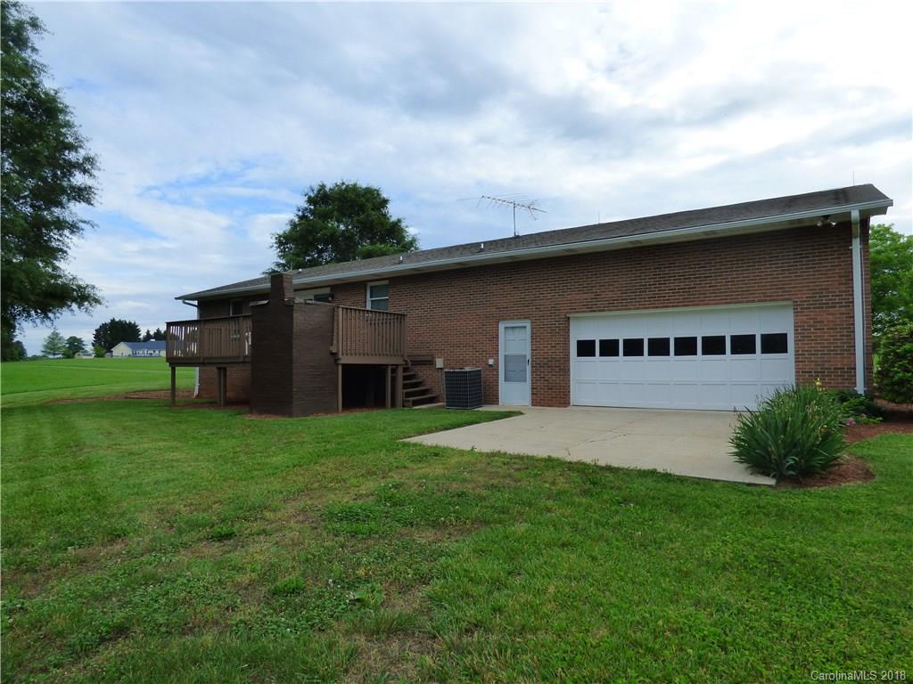2468 Jennings Road Olin, NC 28660 - Photo 27 of 35