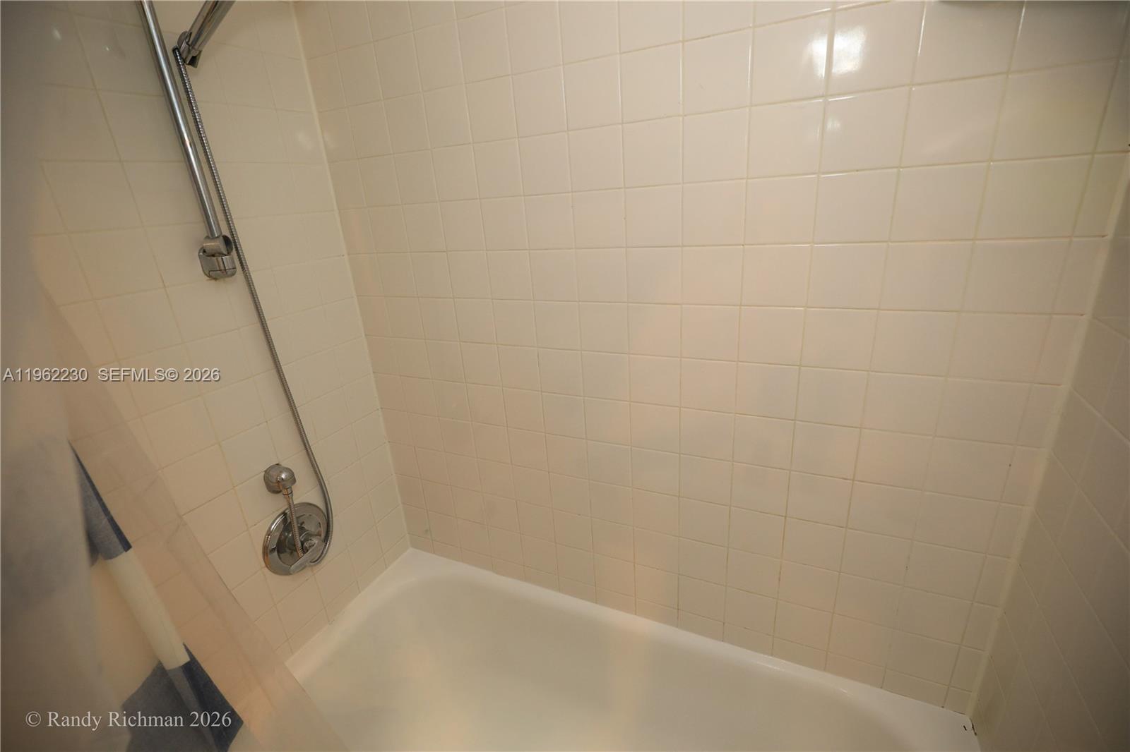 600 Northeast 36th Street, Unit 1905 Miami, FL 33137 - Photo 14 of 24