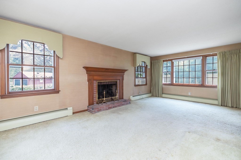 32 Soule Road Wilbraham, MA 01095 - Photo 4 of 33 Gallery Image 4