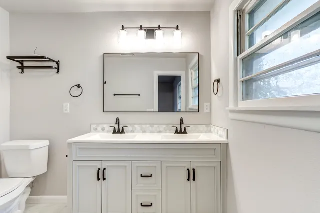 $259,900 | 2722 55th Street, Lubbock, TX 79413