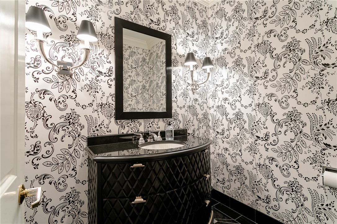 1506 East Avenue Rochester, NY 14610 - Photo 10 of 49