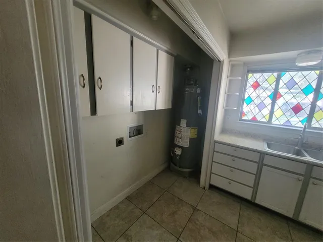 a view of walk in closet