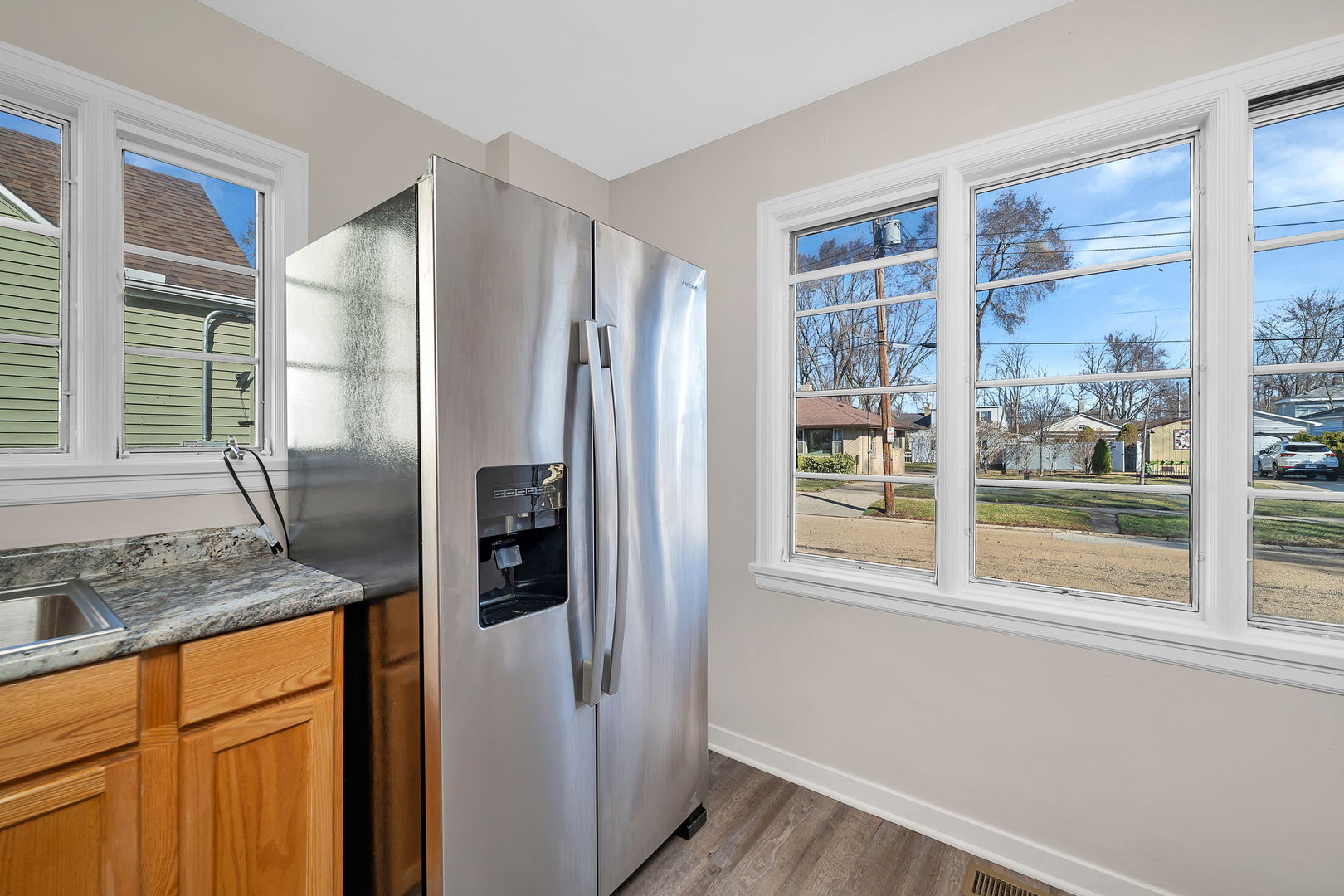 537 St George Street Ottawa, IL 61350 - Photo 12 of 36