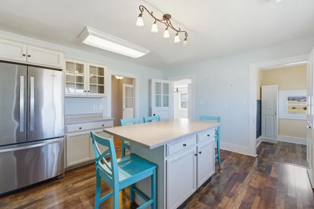 a close view of sink and tap