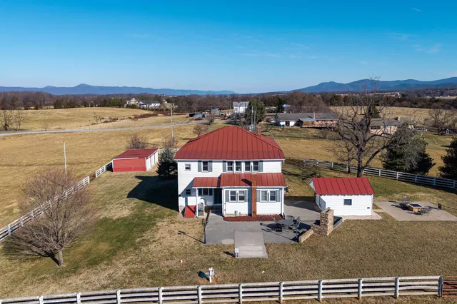 $625,000 | 467 Vista Vw Road, Stanley, VA 22851