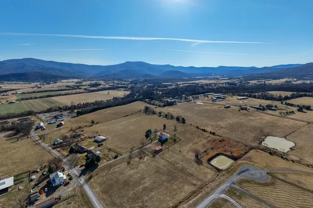 $625,000 | 467 Vista Vw Road, Stanley, VA 22851