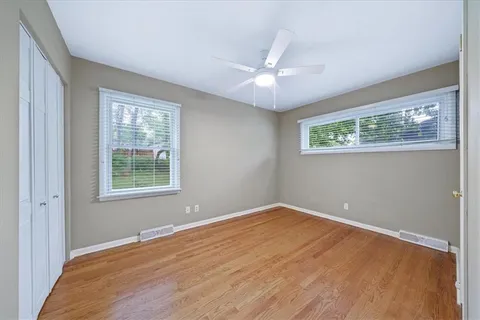 $350,000 | 3428 West 77th Terrace, Prairie Village, KS 66208