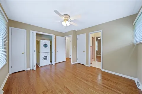 $350,000 | 3428 West 77th Terrace, Prairie Village, KS 66208
