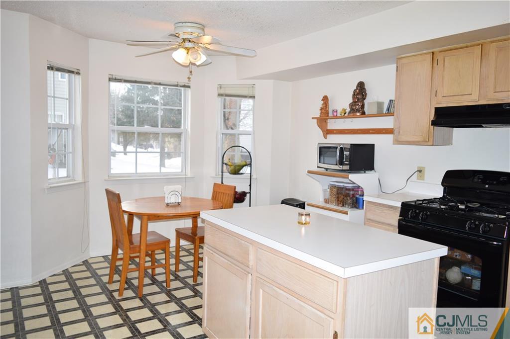 352 Lunar Road Piscataway, NJ 08854 - Photo 16 of 24 Gallery Image 16